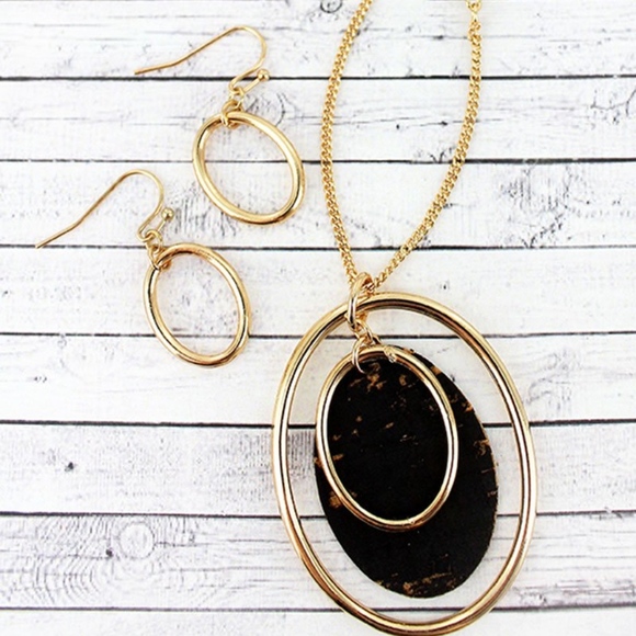 ICON COLLECTION Jewelry - 2/$20- SET- BLACK CORK LAYER NECKLACE EARRING